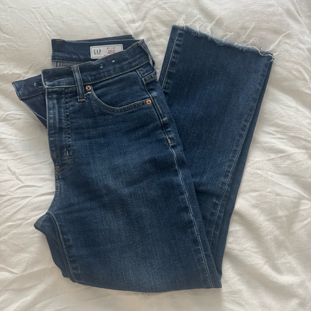 GAP Kick Fit High Rise Raw Hem Jeans